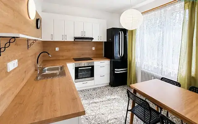 Pronájem bytu 2+1 - 58 m2 (podlahová plocha), Třebíč