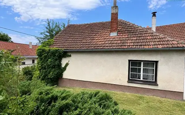 Pronájem bytu 3+kk, 65 m2 v rodinném domě - Dešov